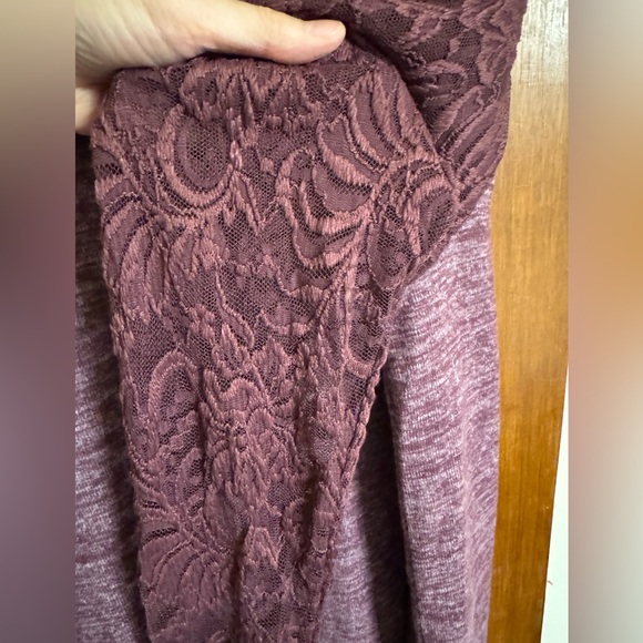 Excellent used condition, size 1 sweater from Super Soft by Torrid, color mauve - Picture 11 of 15